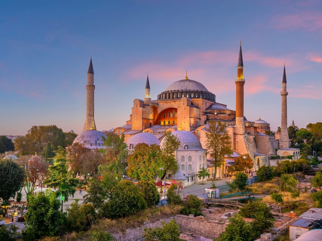 How To Find Cheap Flights To Turkey With A Flight Prices API